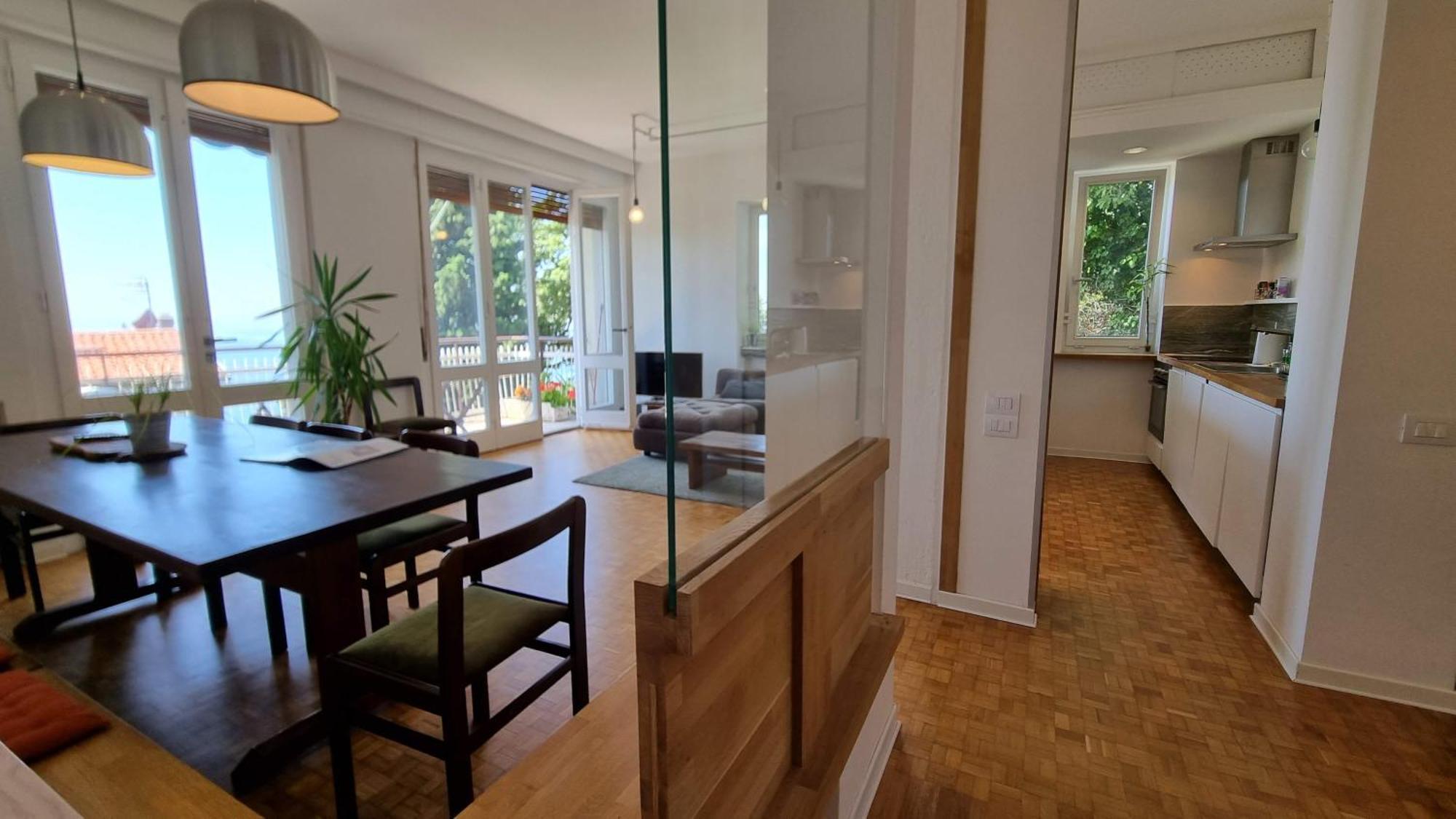 Sea Breeze - Barcola Apartment Trieste Bagian luar foto